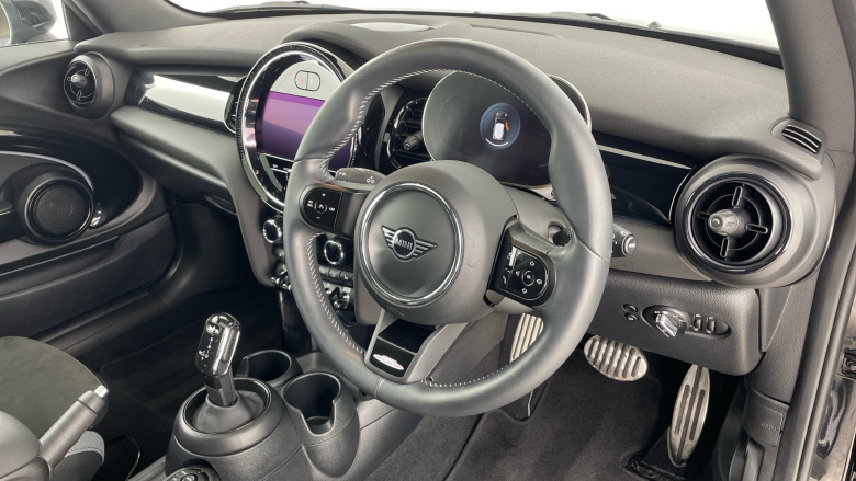 MINI Hatchback 1.5 Cooper Sport Premium Plus 3dr Auto Petrol Hatchback